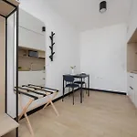 Appartement Bright With Air Conditioning, Close To The Metro Station And Pge National By Renters